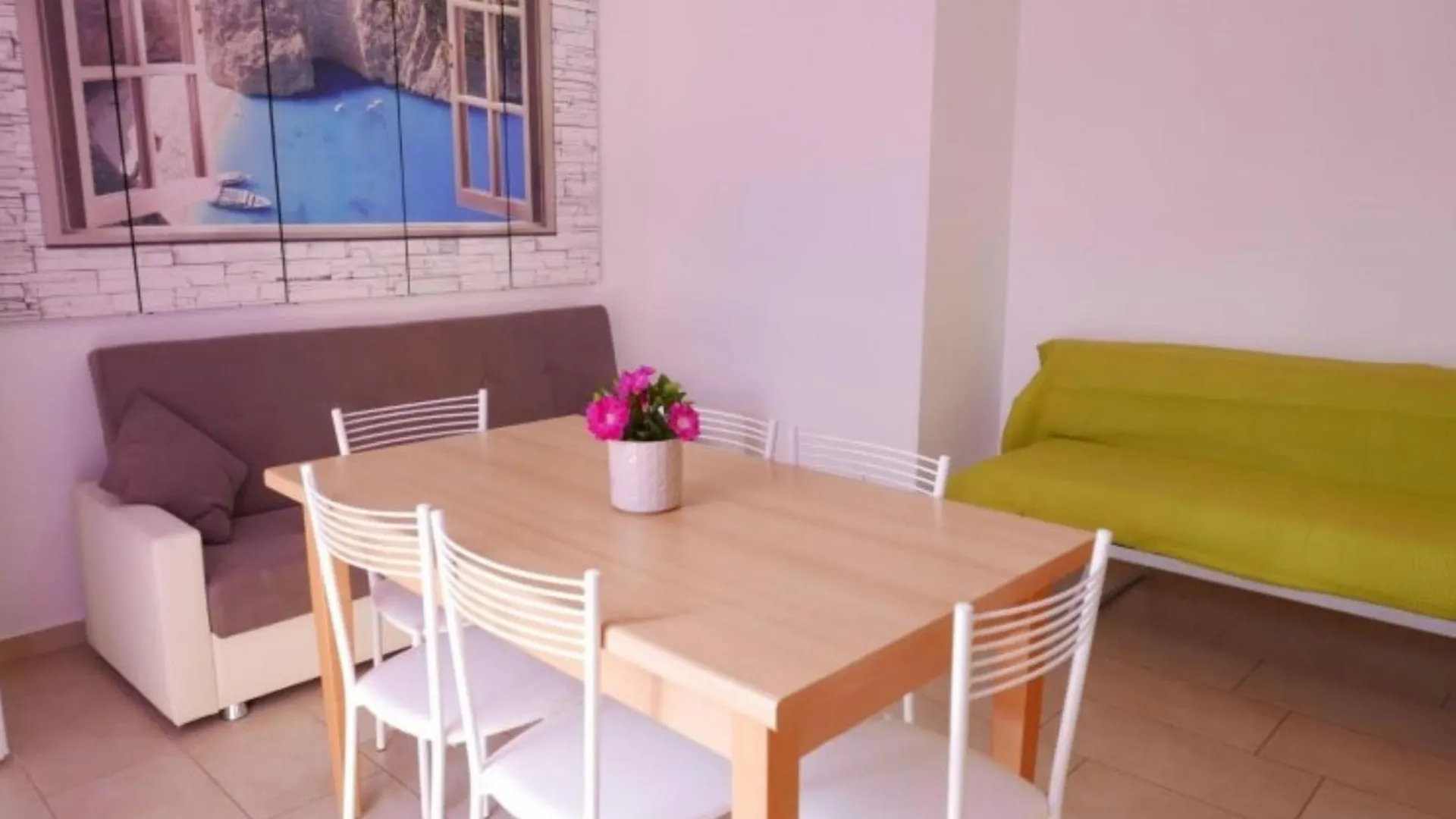 Embrace The Sea Breeze In Bibione Apartment