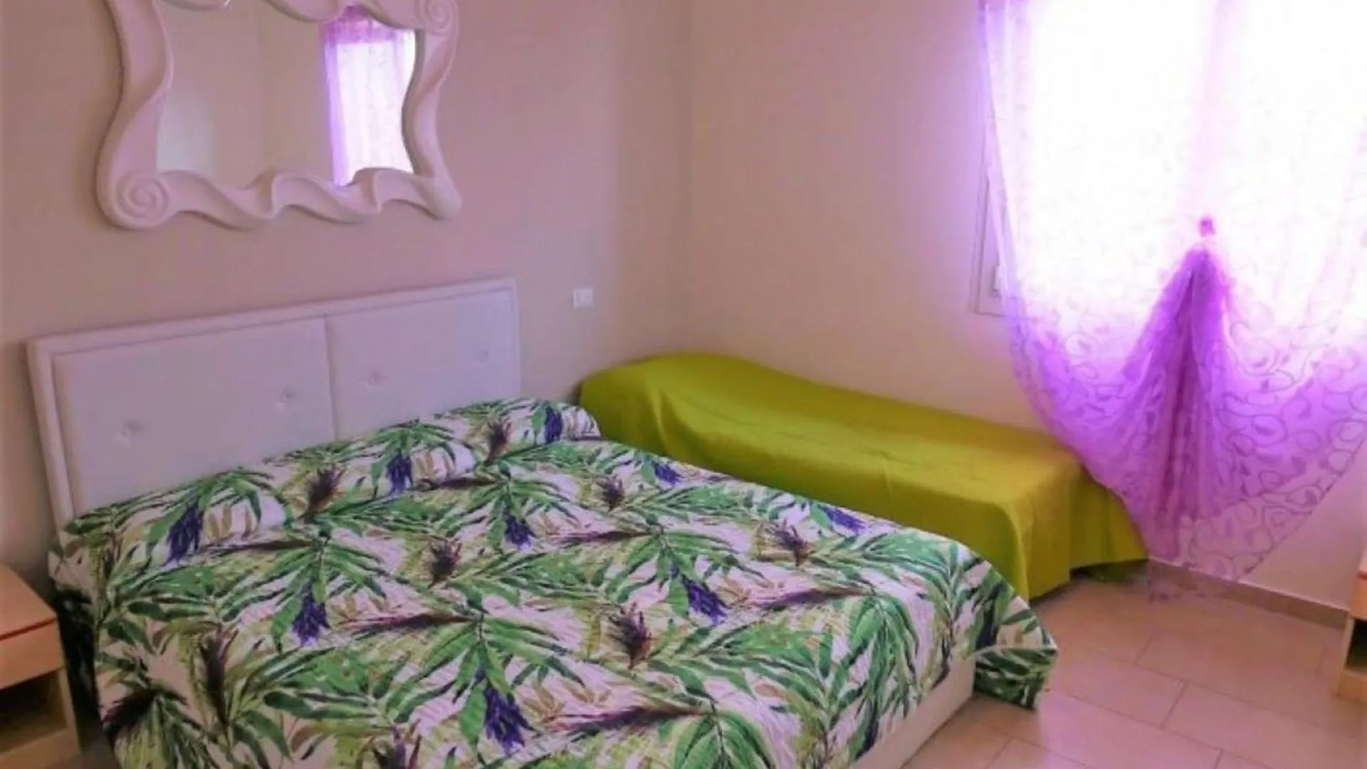 Embrace The Sea Breeze In Bibione Apartment